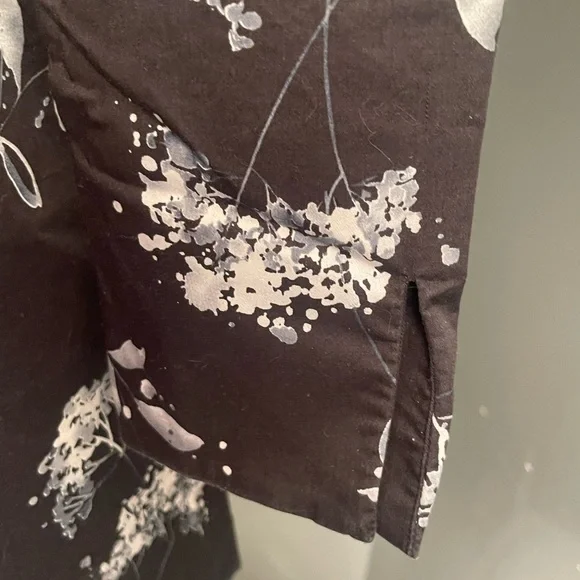 REBA Chic Floral Black & White Jacket Sz. 4 NWOT - Picture 6 of 15